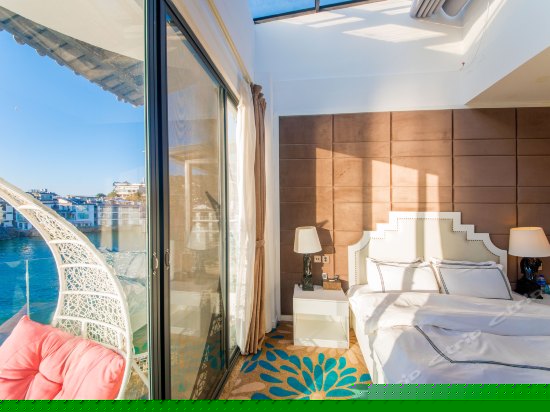 侧海景星空大床