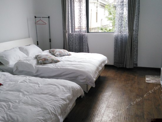 幸福家庭三人房