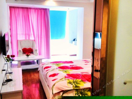 玫瑰情侣主题房