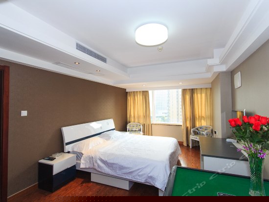 豪华套房(双卧)