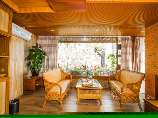 傣家风情亲子房