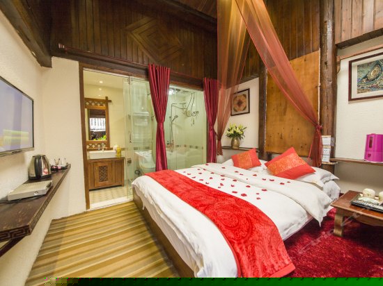 202豆蔻年华 榻榻米大床房