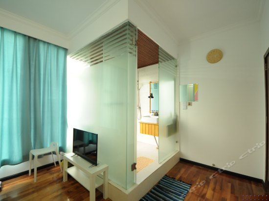 南北零号多彩榻榻米间