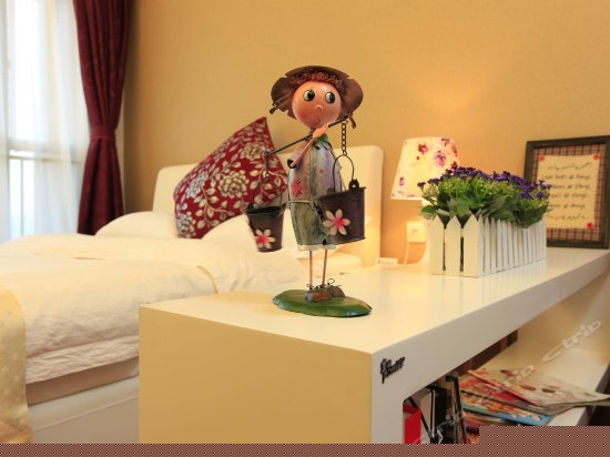 精品商务大床房