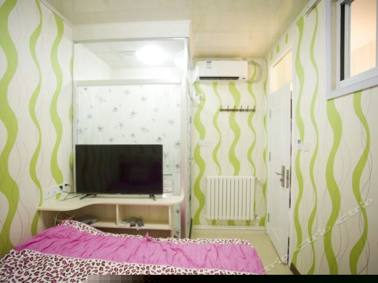 温馨精品大床房