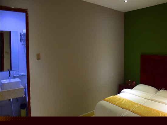 舒适房 （无窗）