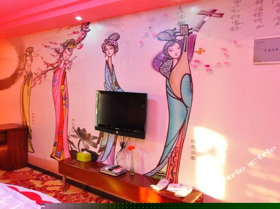 商务电动圆床房