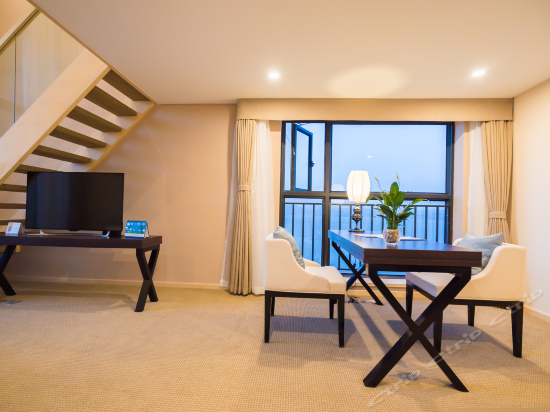 无敌海景复式套房