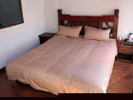 豪华大床复式房