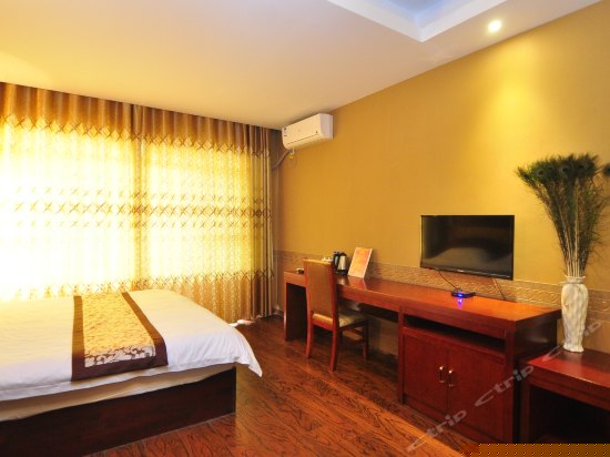 独立阳台江景大床房