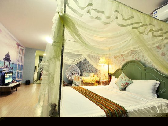 东南亚休闲大床房