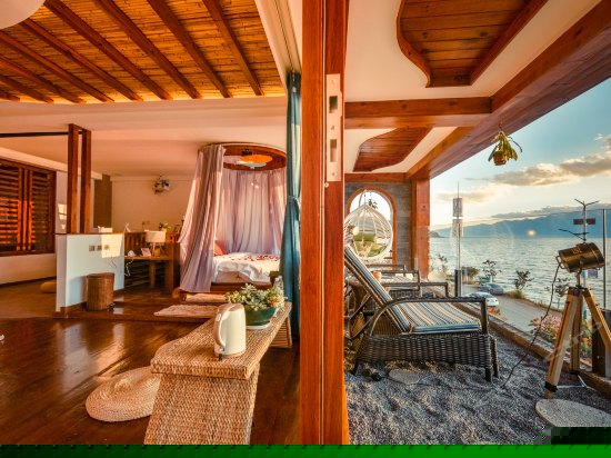 一世情缘180度海景音乐大套房