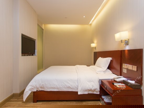 标准大床房(无窗)