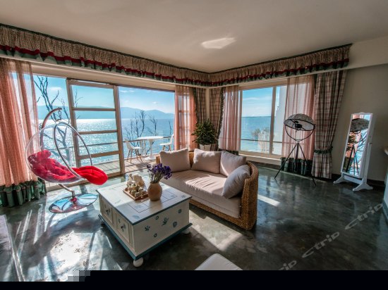 270°豪华美国乡村海景套房202号房