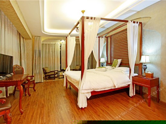 林荫海景商务房