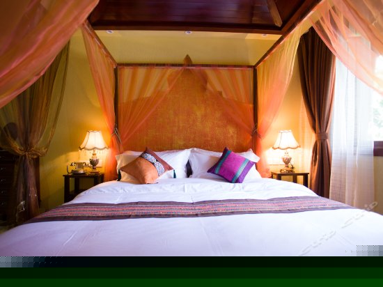 暹罗豪华大床房