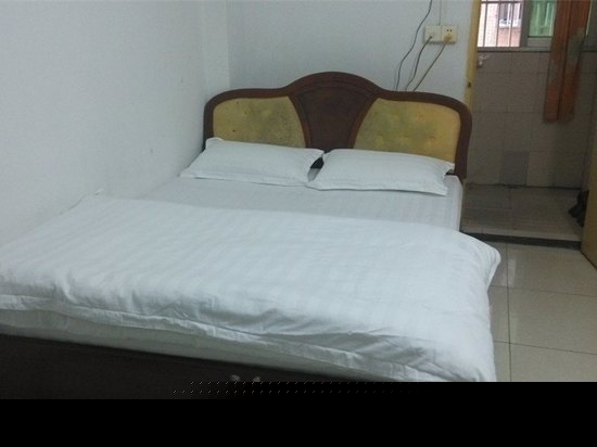 标准单人电脑房