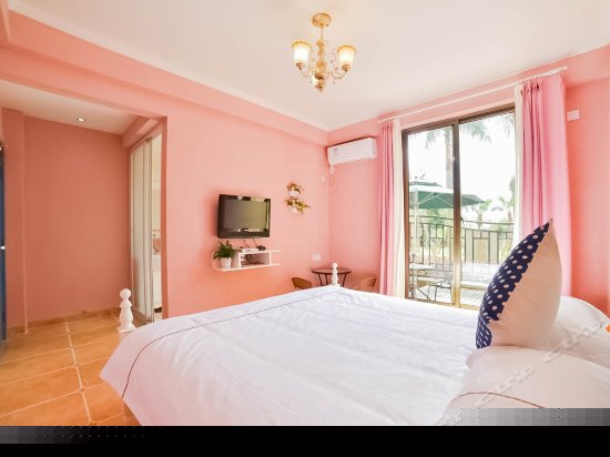 海之恋庭院大床房