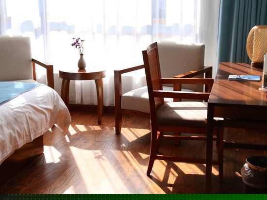 舒适山景双床房