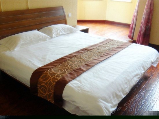 超豪华海景四个大床房