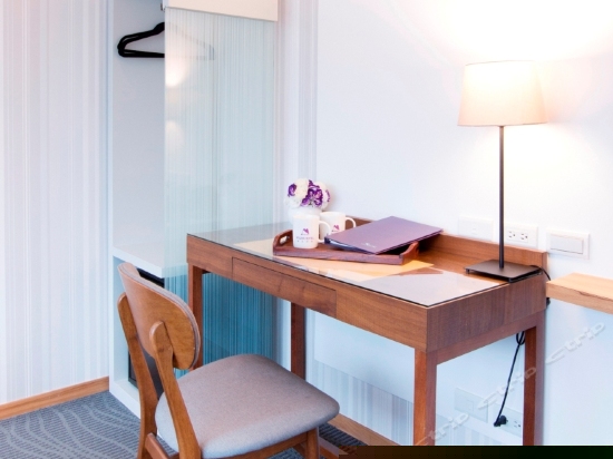 精致标准三人房（无窗）