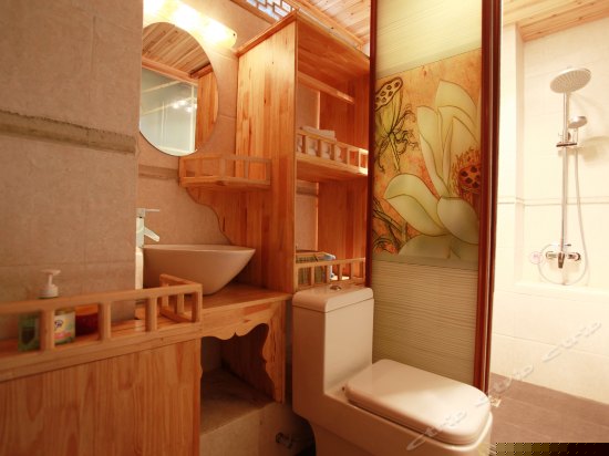 一楼豪华大床房