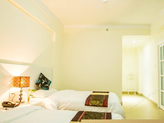 舒适林景双床房