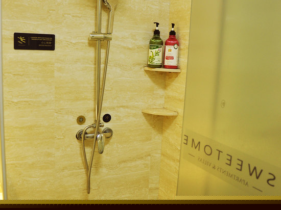 高级商务大床房