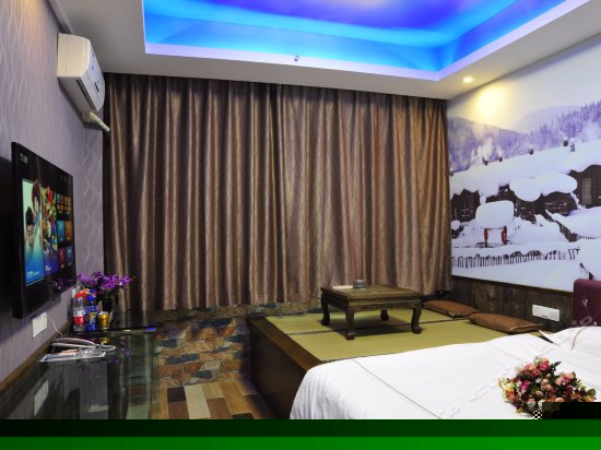 韩式榻榻米大床房