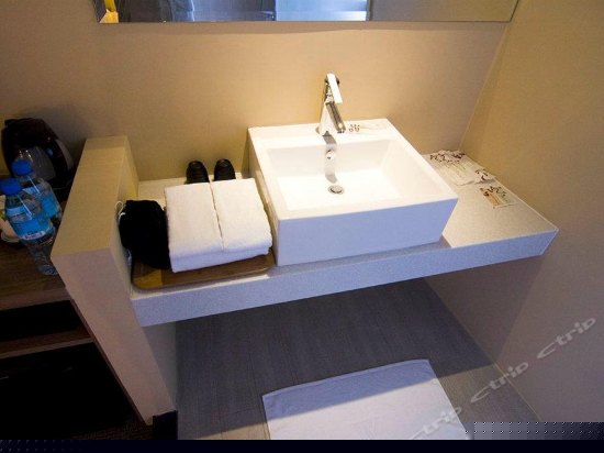 探索居淋浴双人房