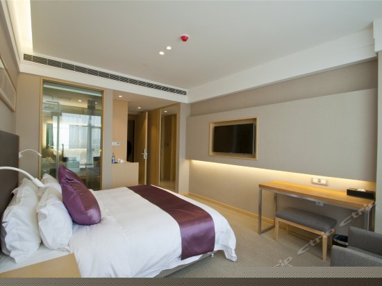 和颐高级大床房