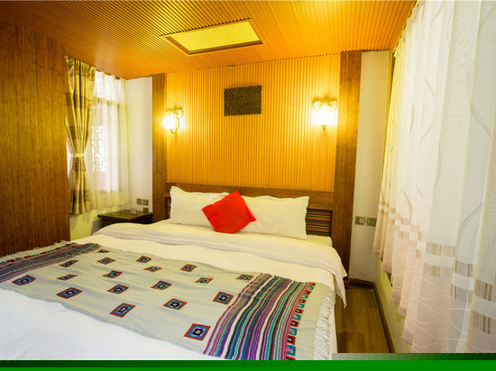傣家风情大床房