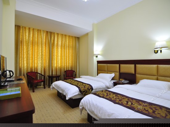 麻将套房（带电脑）