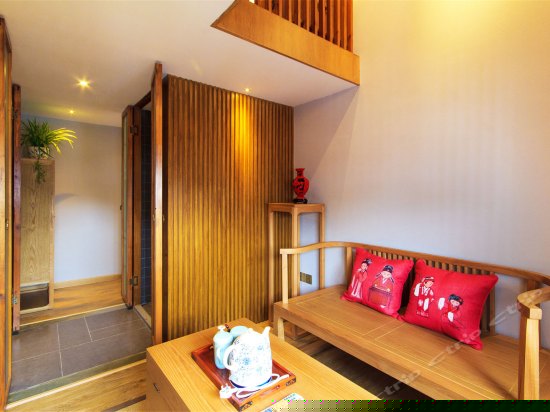 西厢待月复式大床房