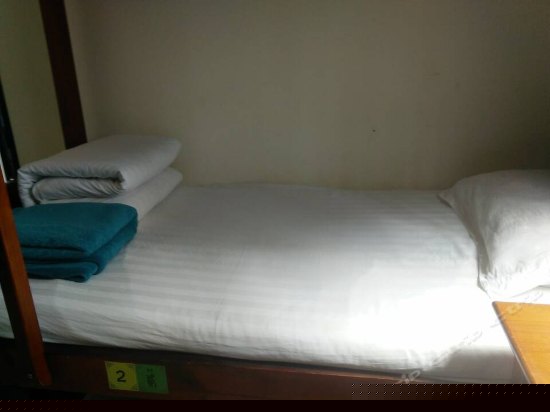 普通六人房(按床位)