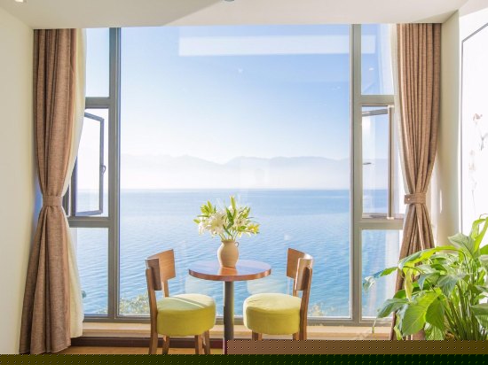 长亭晚海景大床房