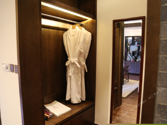 古镇院落雅致房