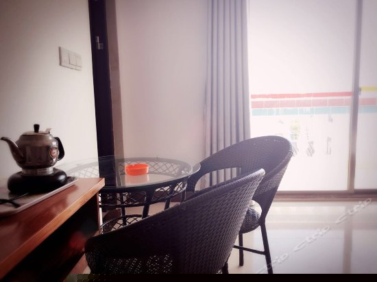 斜阳海景标准间