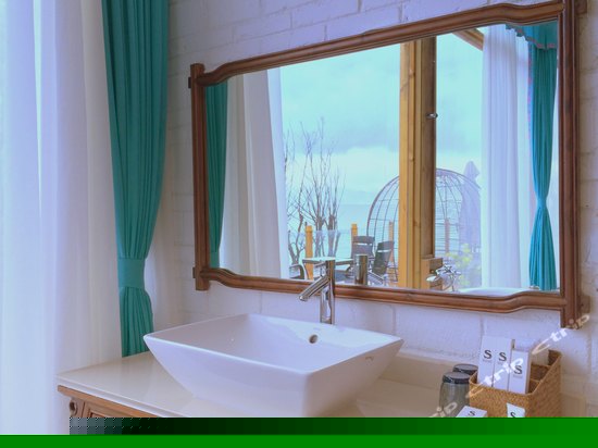 私享海景星空浴缸大床房-斗亚兰