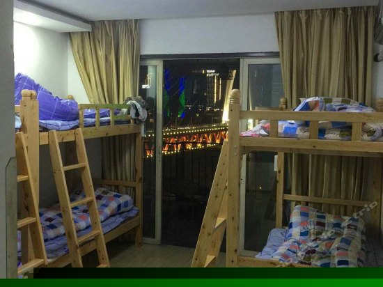 江景六人间(床位)