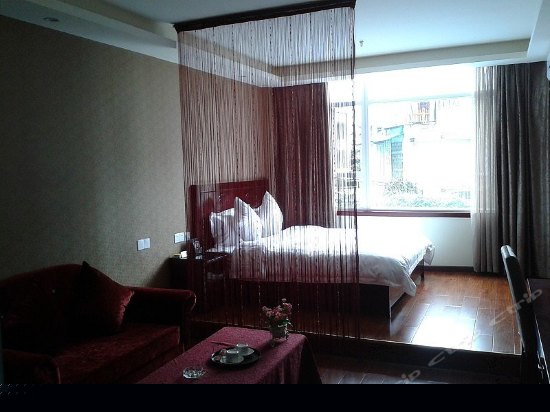 豪华数码单间(中宾)