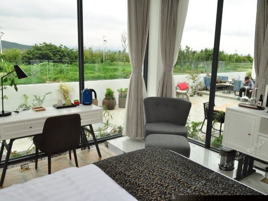 豪华水漾海景大床房