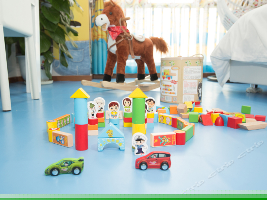 小黄人亲子双床房