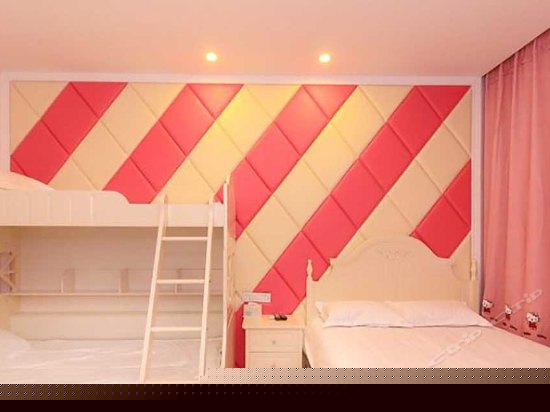 hello kitty家庭套房