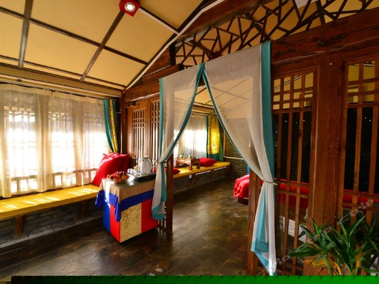 青城观景大床房