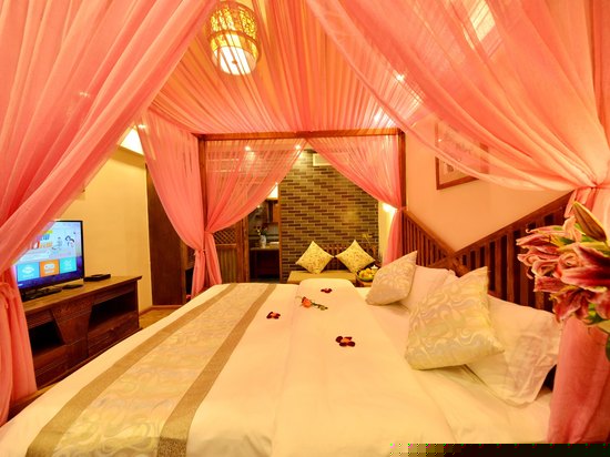 豪华观景浴缸房