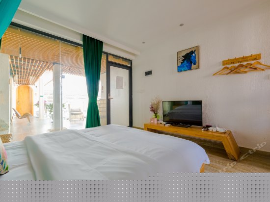 简约舒适大床房