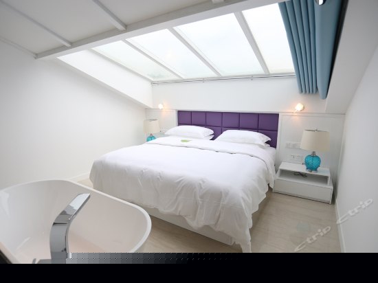 豪华星空大床房