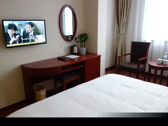 1.8米豪华大床房