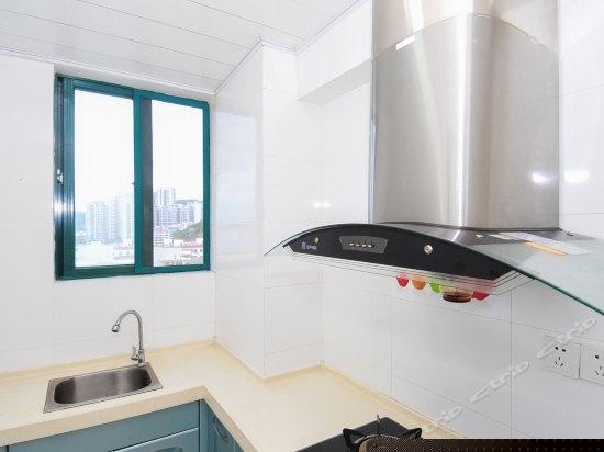 高层园景大床房